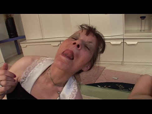 ❤️ Tokorua nga kuia me tetahi koroua he tokotoru Karekau Kounga i mi.milfnut-net.ru
